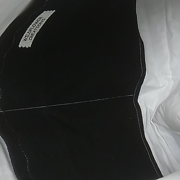 From Palm Springs Fair 3 piece collection Nightmare Before Christmas Purse Plus - Picture 6 of 15